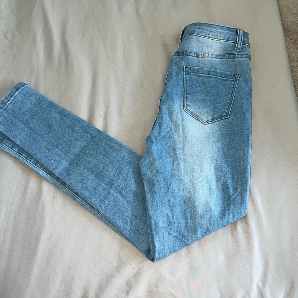 Fashion Nova ripped jeans